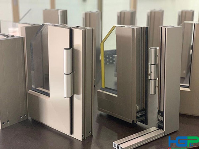 # BÁO GIÁ CỬA NHÔM CIVRO NHẬP KHẪU